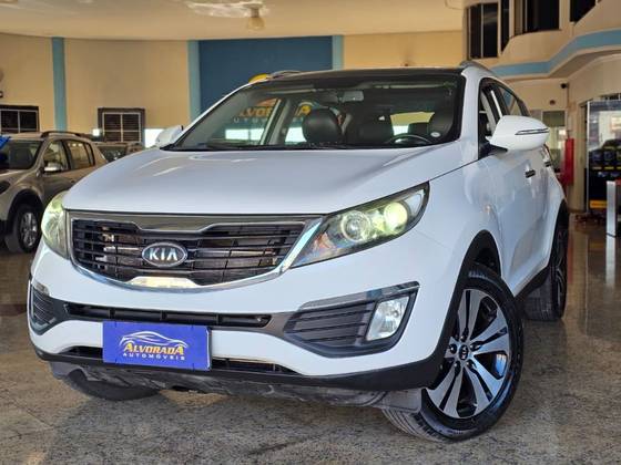 KIA SPORTAGE 2.0 EX 4X2 16V GASOLINA 4P AUTOMÁTICO KIA SPORTAGE 2.0 EX 4X2 16V GASOLINA 4P AUTOMÁTICO